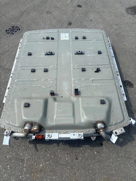 Hibrido/ elektromobilio akumuliatorius