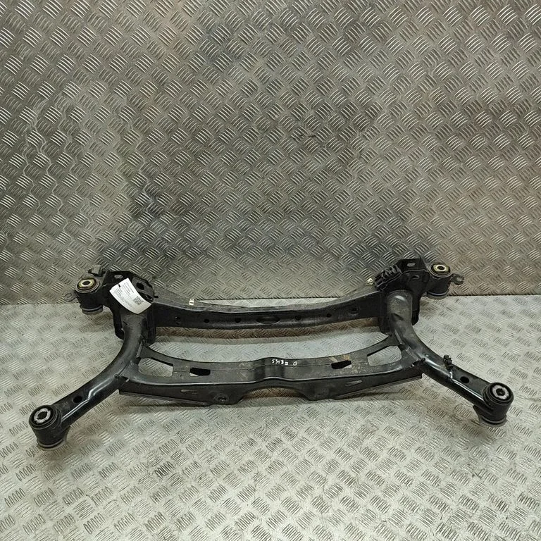 Aizmugurējais apakšrāmis 3Q0505235AJ
