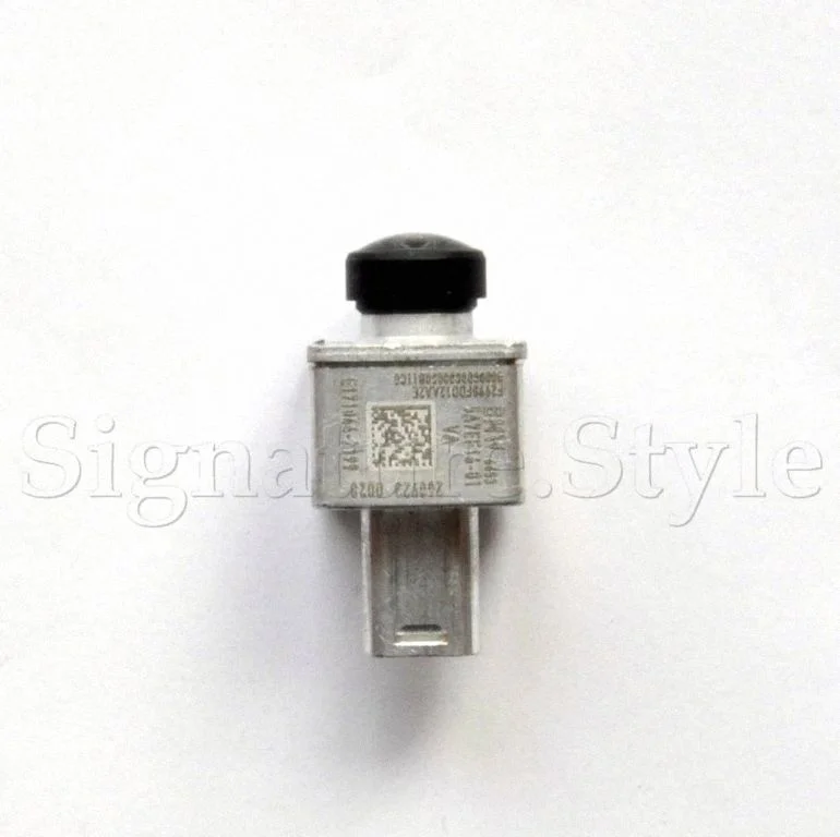 Reversing camera 66535B7F1A8