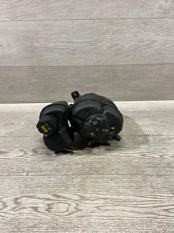 Coolant expansion tank/reservoir – BMW 3 Series G20 G21 (2019-)