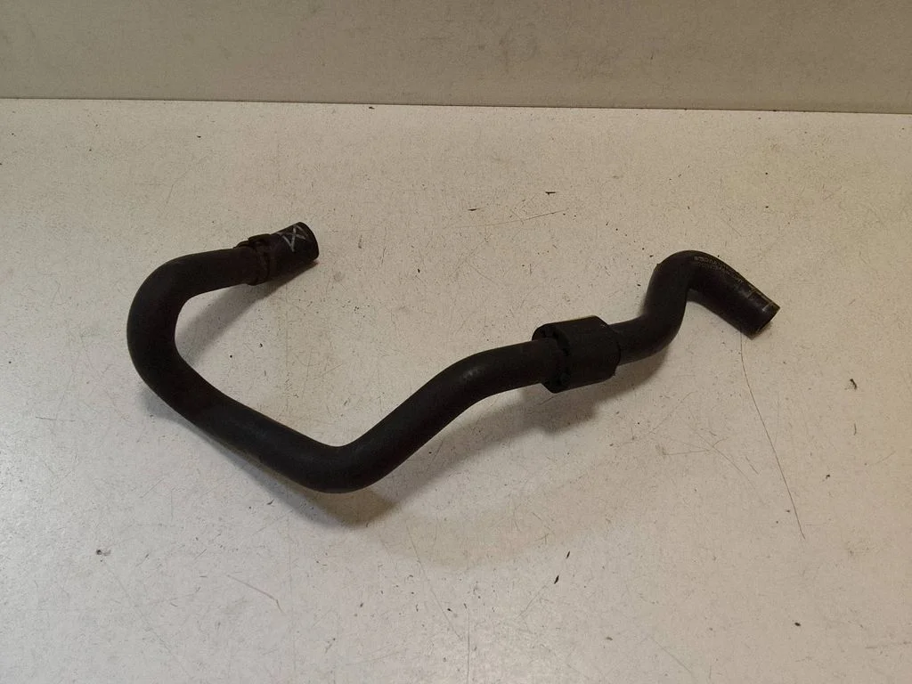 Engine coolant pipe/hose 7L6121058AB