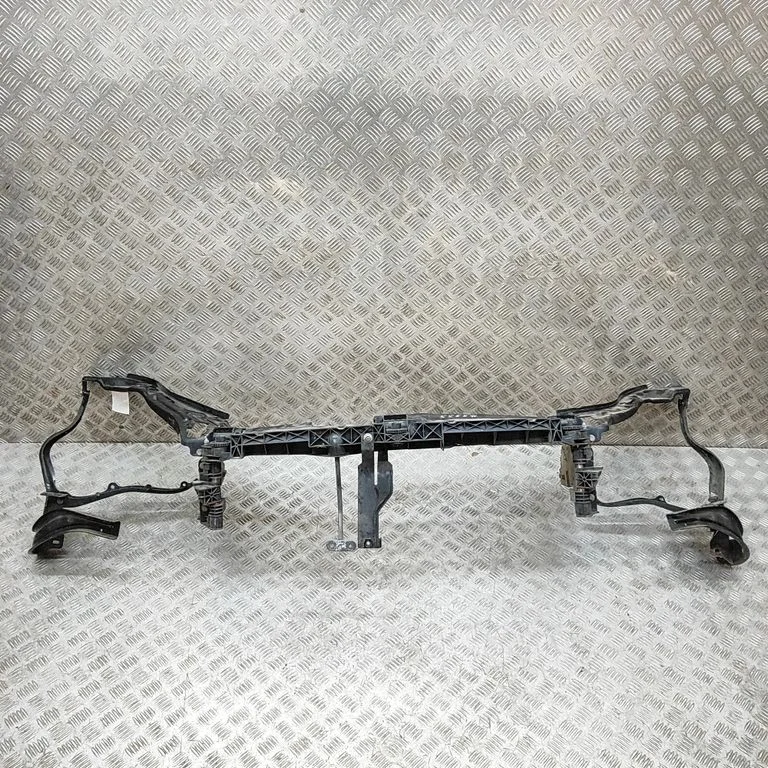 Radiatoru paneļa augšējā daļa A2126200900