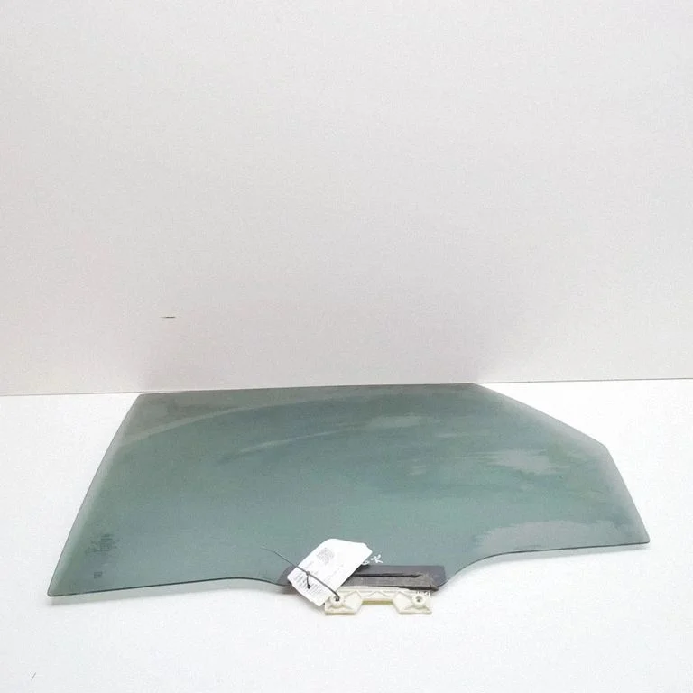 Rear door window glass GT4BR25713A
