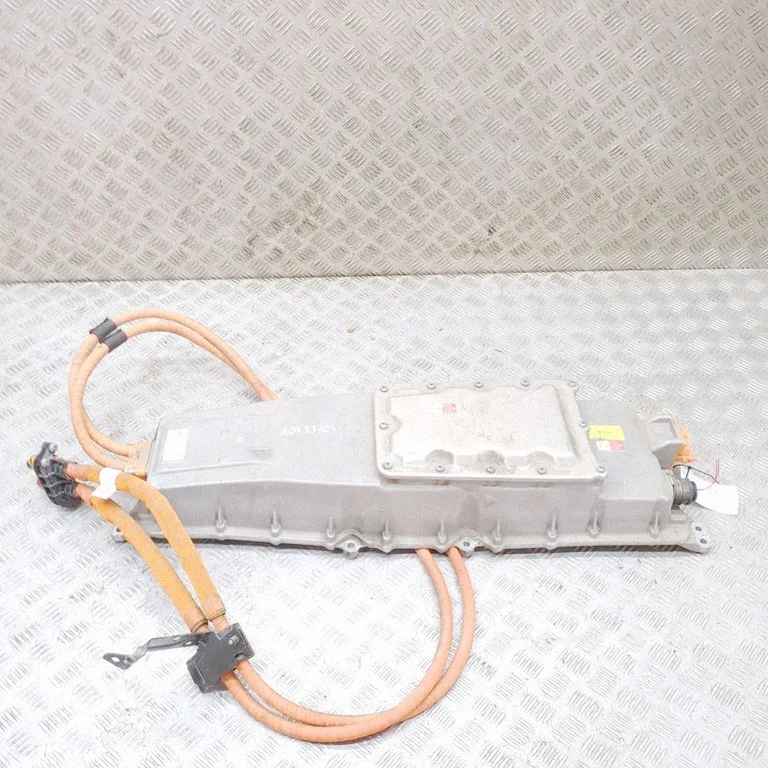 Invertors (sprieguma pārveidotājs) – Porsche Taycan 9J1 (2019-)
