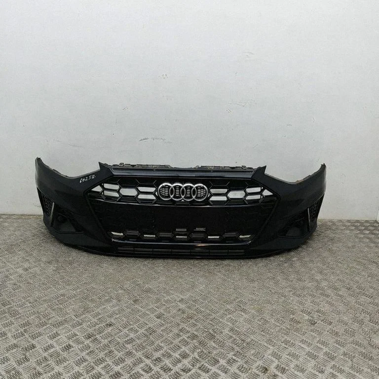 Priekšējais bamperis 8W0807065