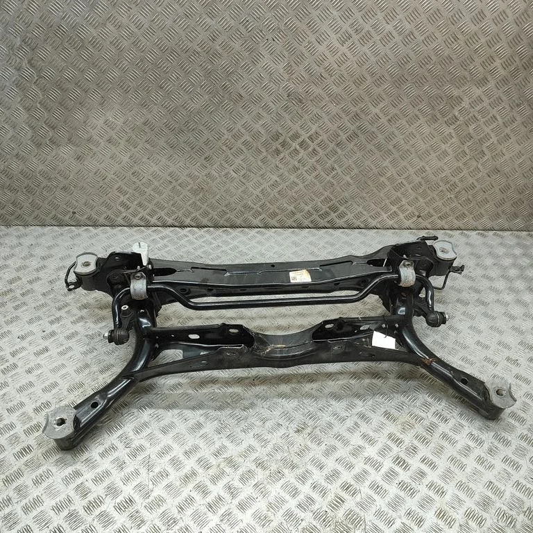 Tagumine abiraam 3Q0505447B