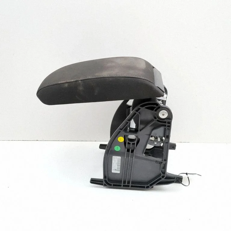 Armrest – Skoda Octavia Mk3 (5E) (2013-2019)