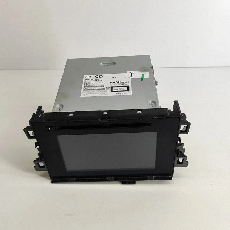 Radio/CD/DVD atskaņotājs/navigācija 10R041149