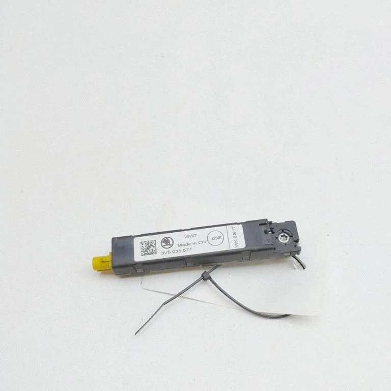 Antenas pastiprinātājs 3V5035577