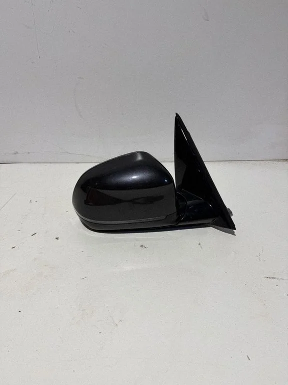 Front door electric wing mirror – front right