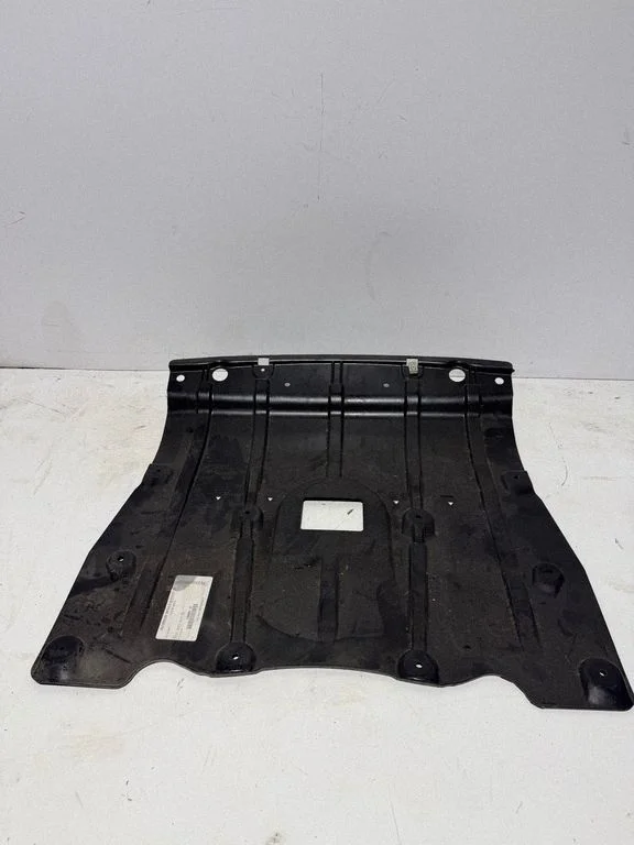 Engine splash shield/under tray 7424879