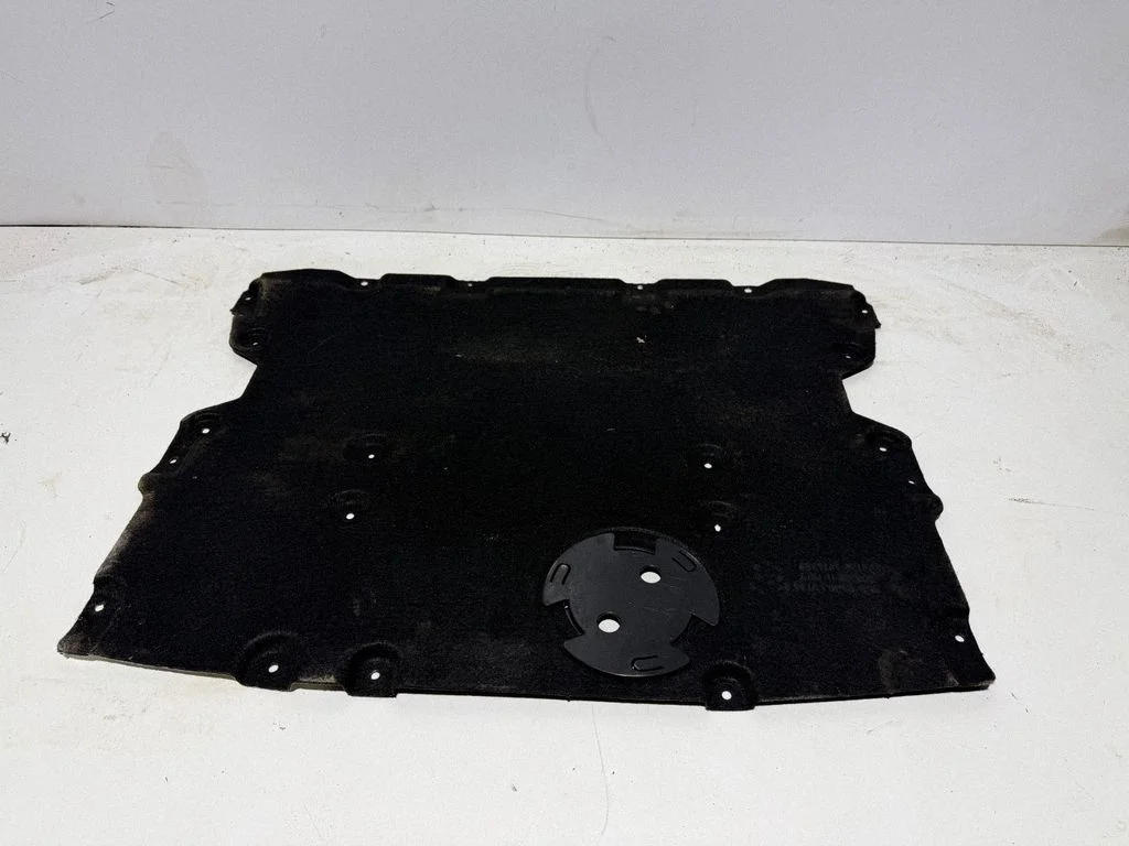 Engine splash shield/under tray 7417386