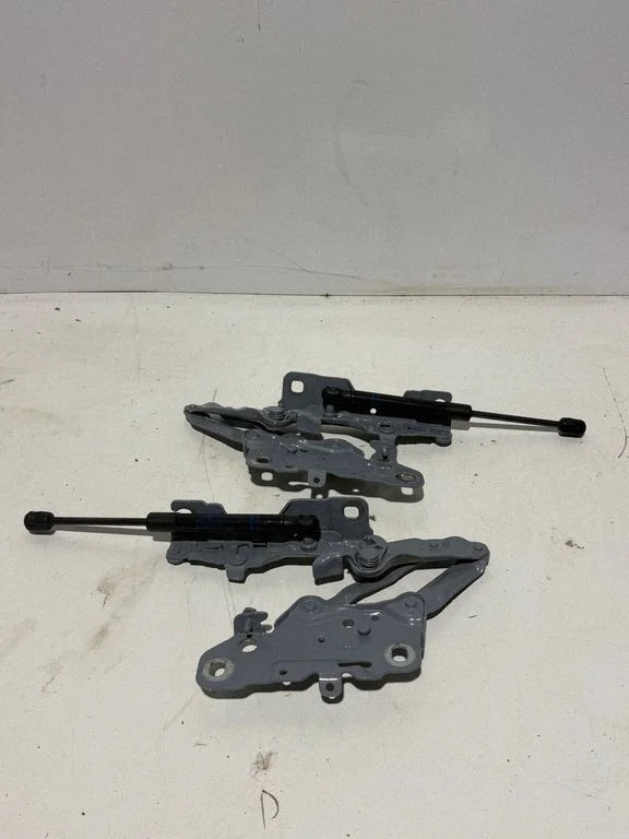Engine bonnet/hood hinges 7397499