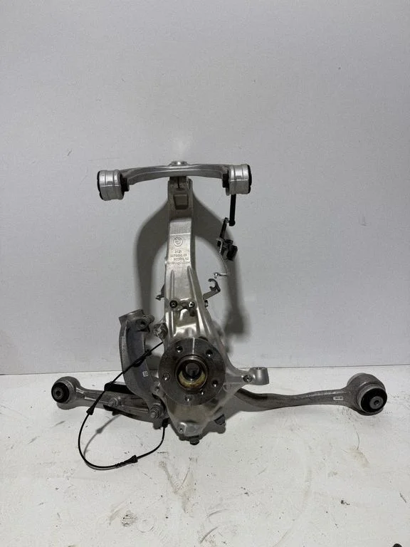 Front wheel hub spindle knuckle 31216876656