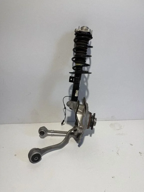 Front wheel hub spindle knuckle 6871791