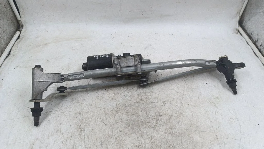 Front wiper linkage and motor – BMW 1 Series E81 E87 (2004-2011)