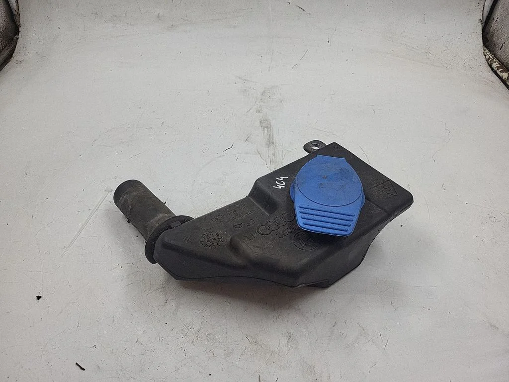 Klaasipesuvedeliku paak 8T2955463