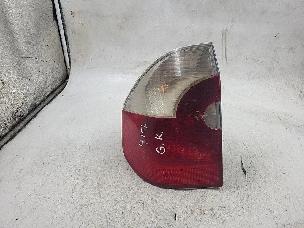 Rear/tail lights 63213418439