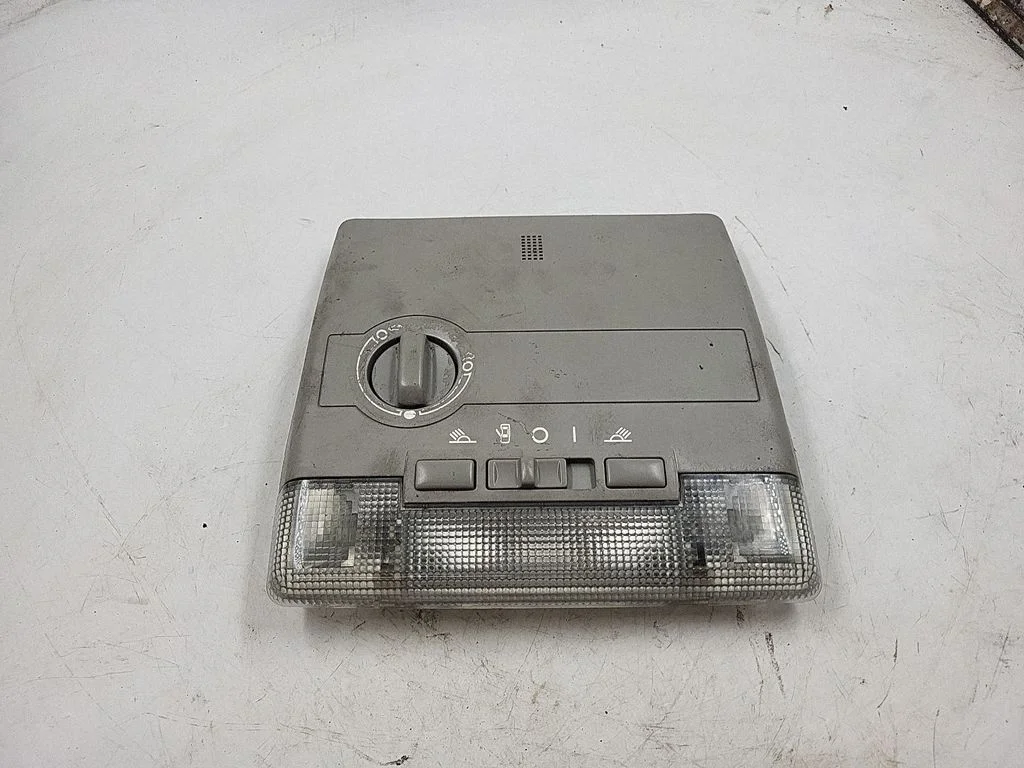 Front seat light 4D0877829