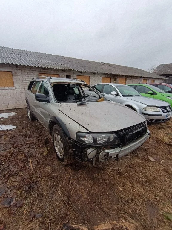 Volvo XC70