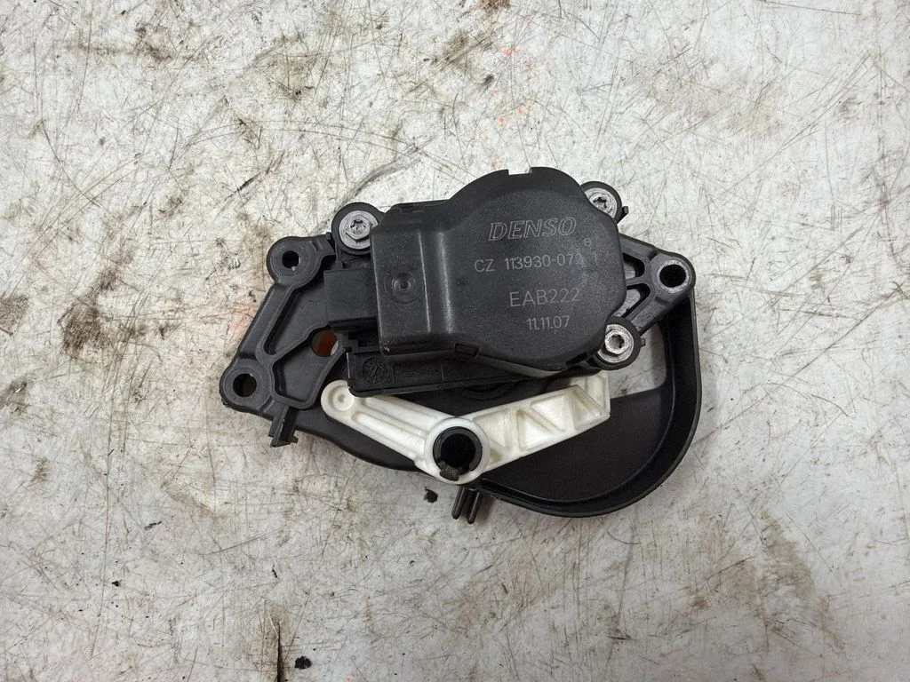Gaisa aizvara motoriņš/aktuators EAB222