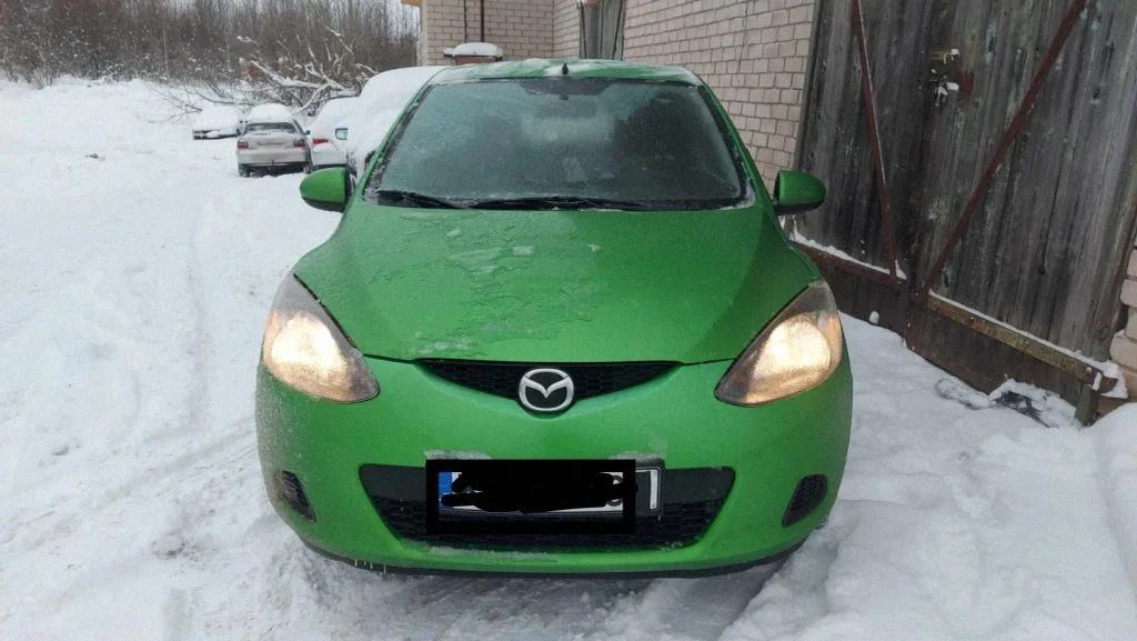 Mazda 2