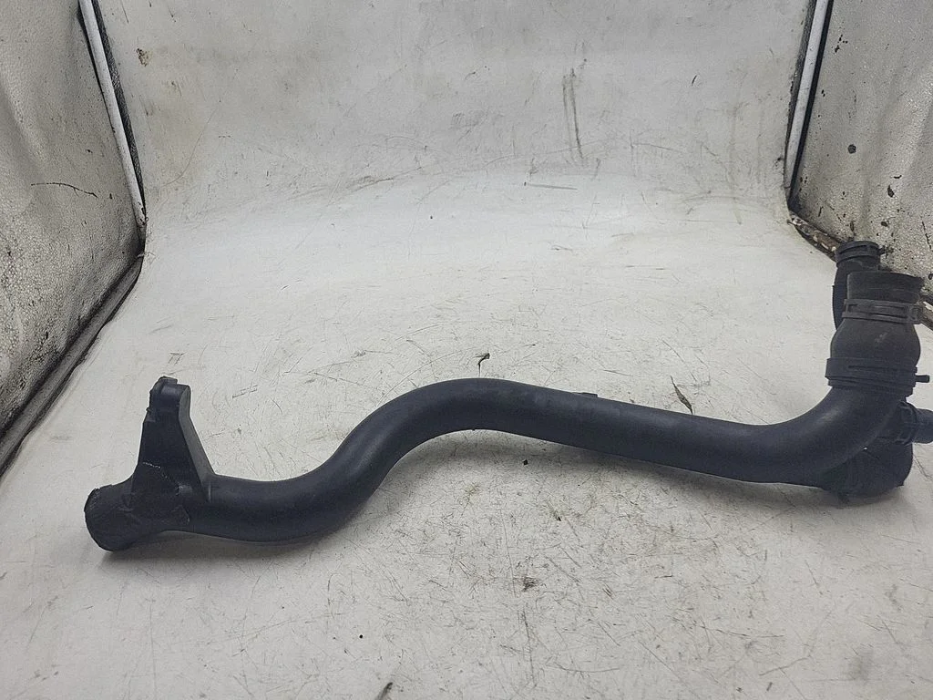 Engine coolant pipe/hose 03L121071