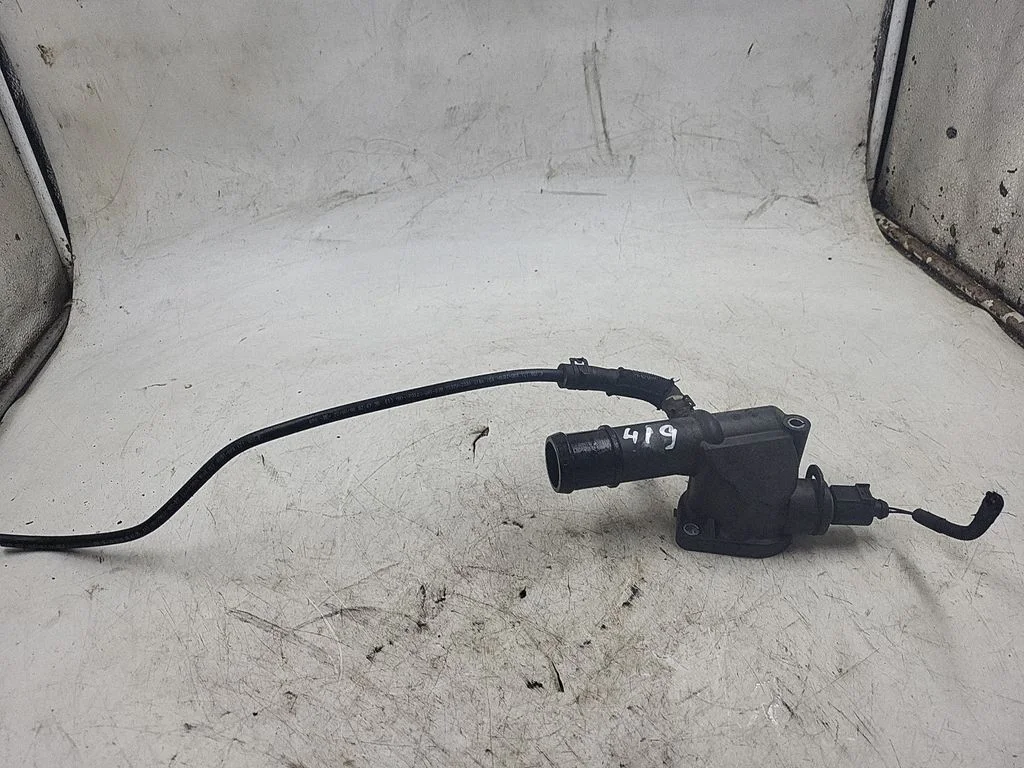 Engine coolant pipe/hose 03L121132A