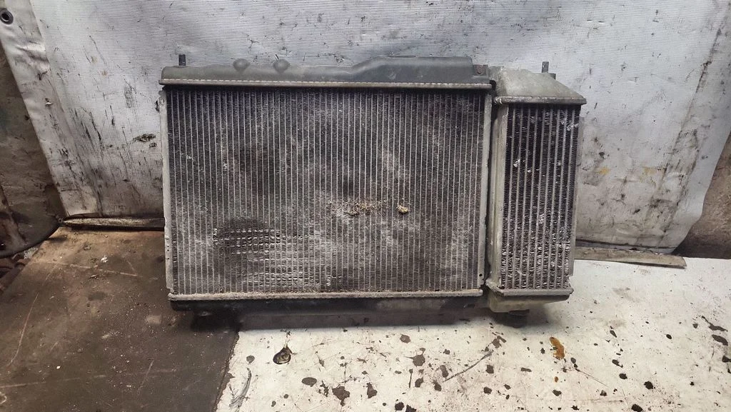 Jahutusvedeliku radiaator – Honda Civic (2001-2005)