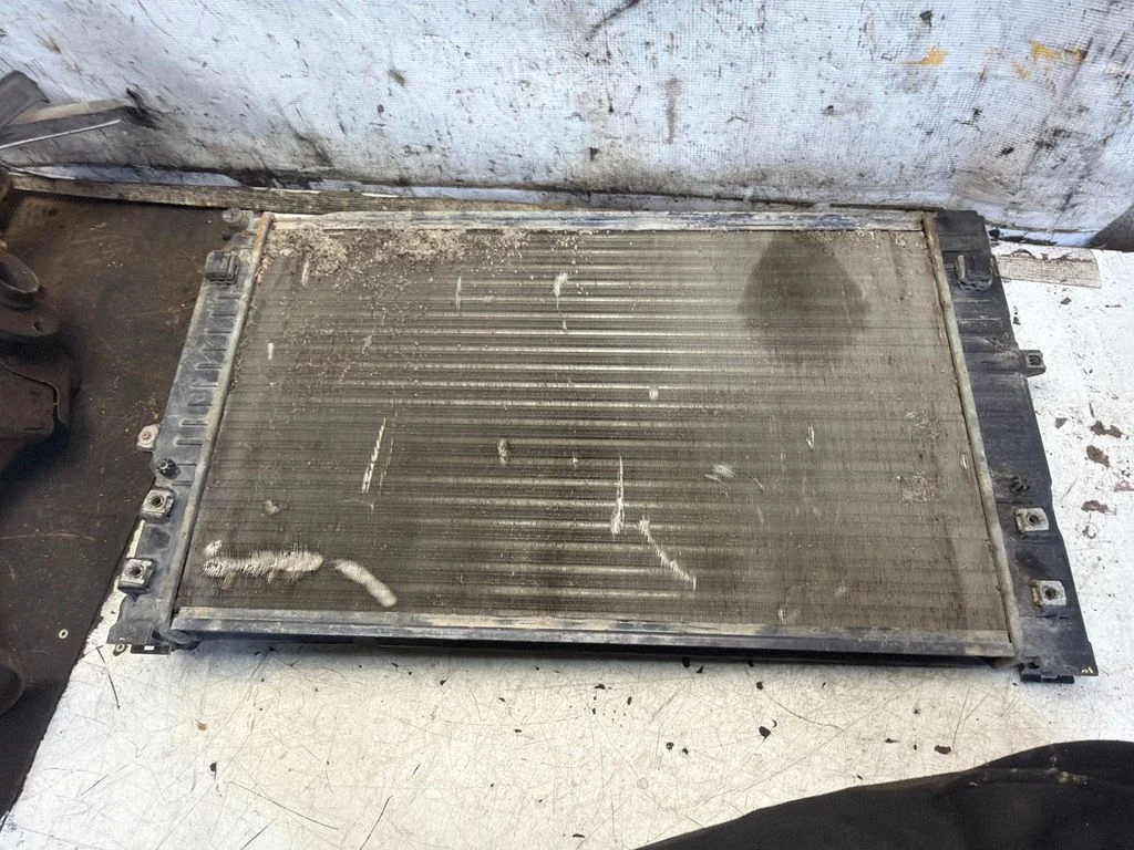 Coolant radiator