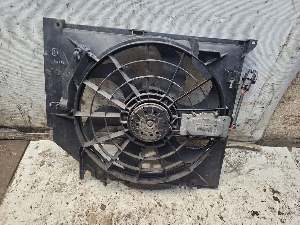 Electric radiator cooling fan 073893