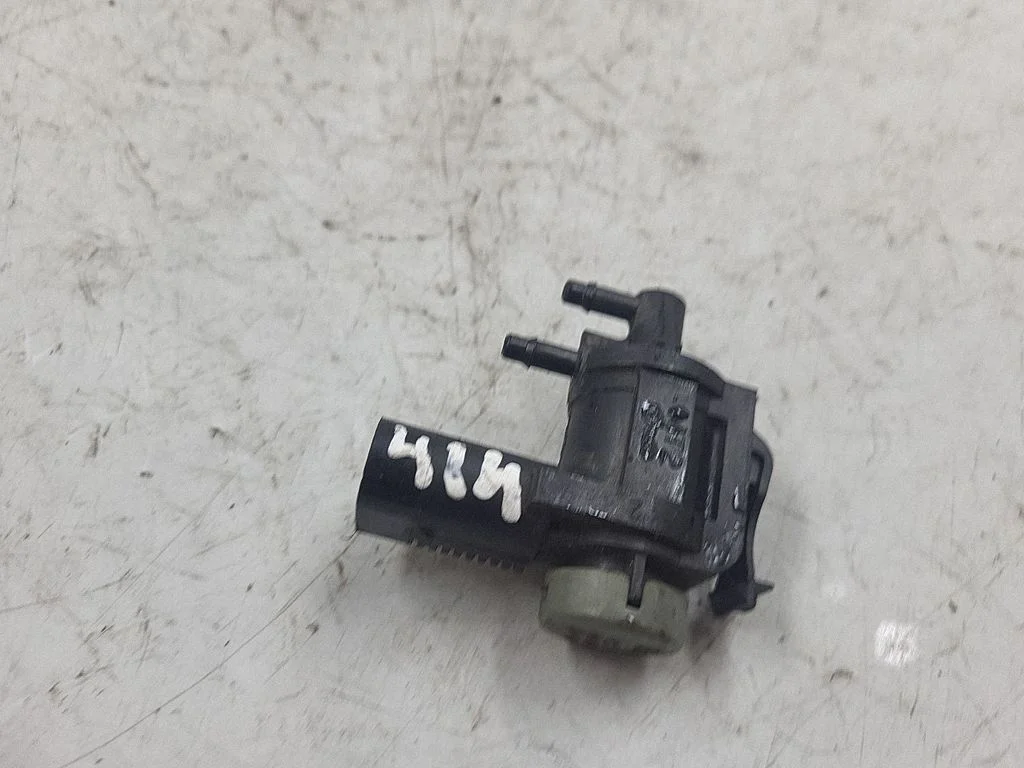 Zawór elektromagnetyczny turbo 1K0906283A
