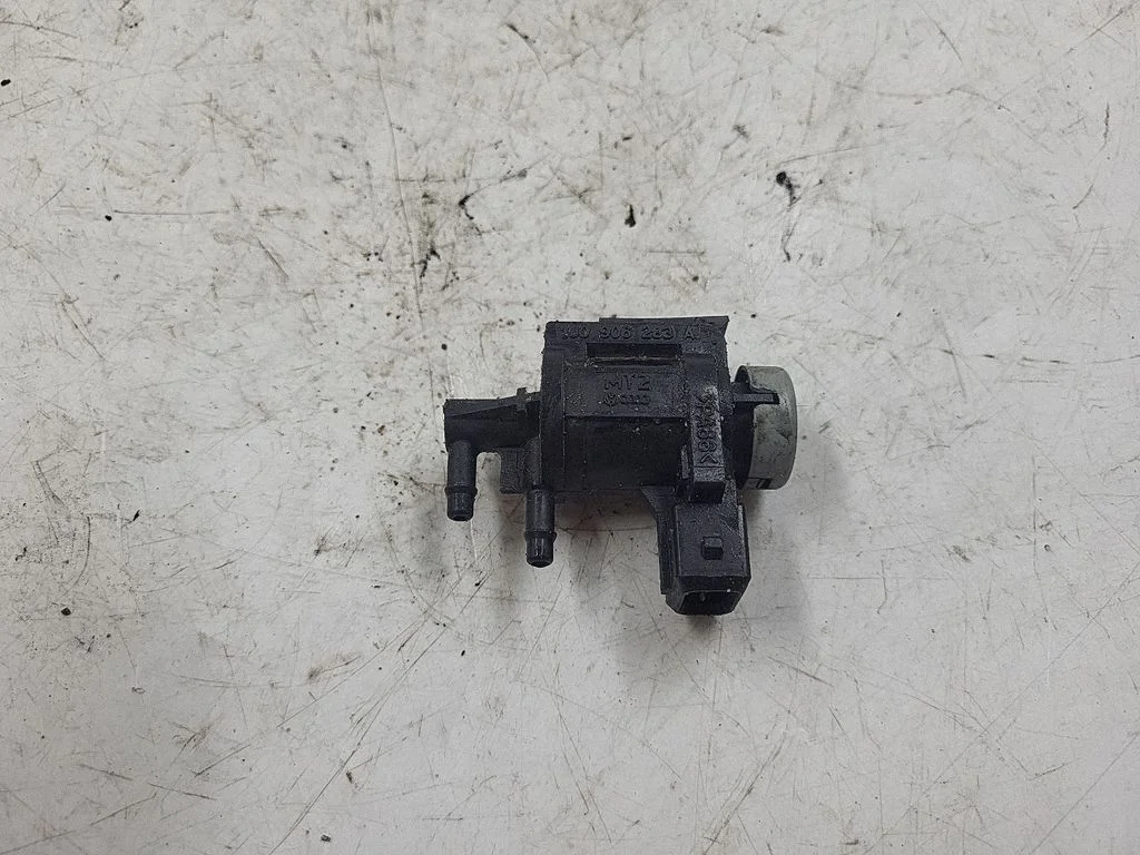 Turbo solenoid valve 1J0906283A