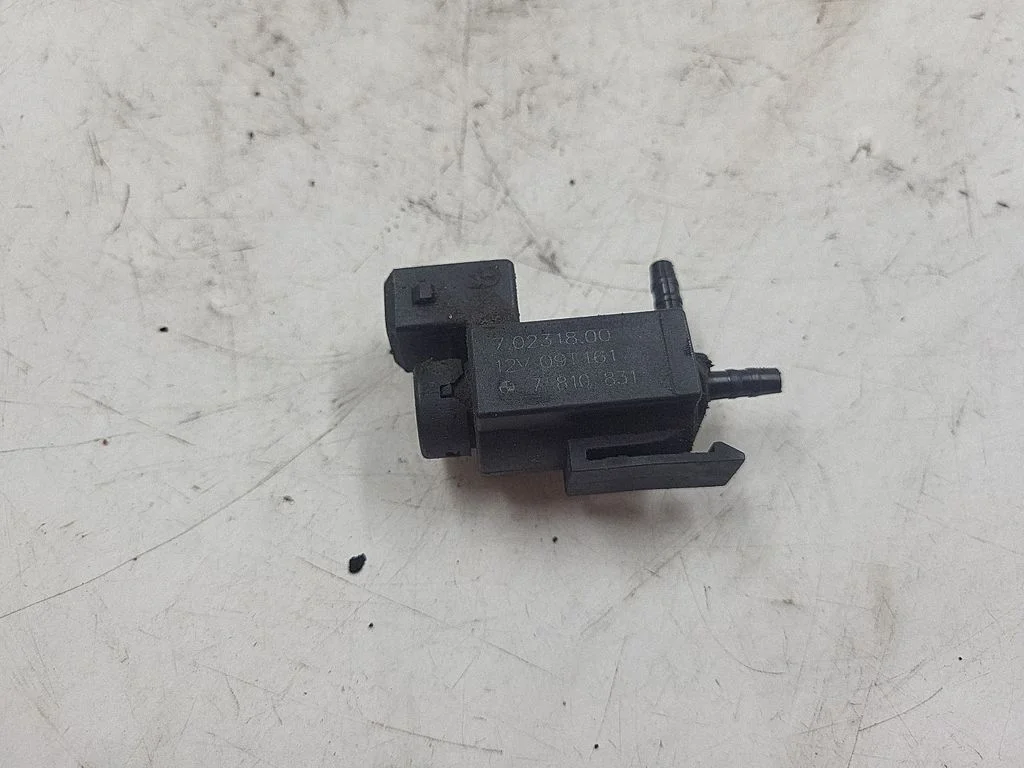 Zawór elektromagnetyczny turbo 7810831