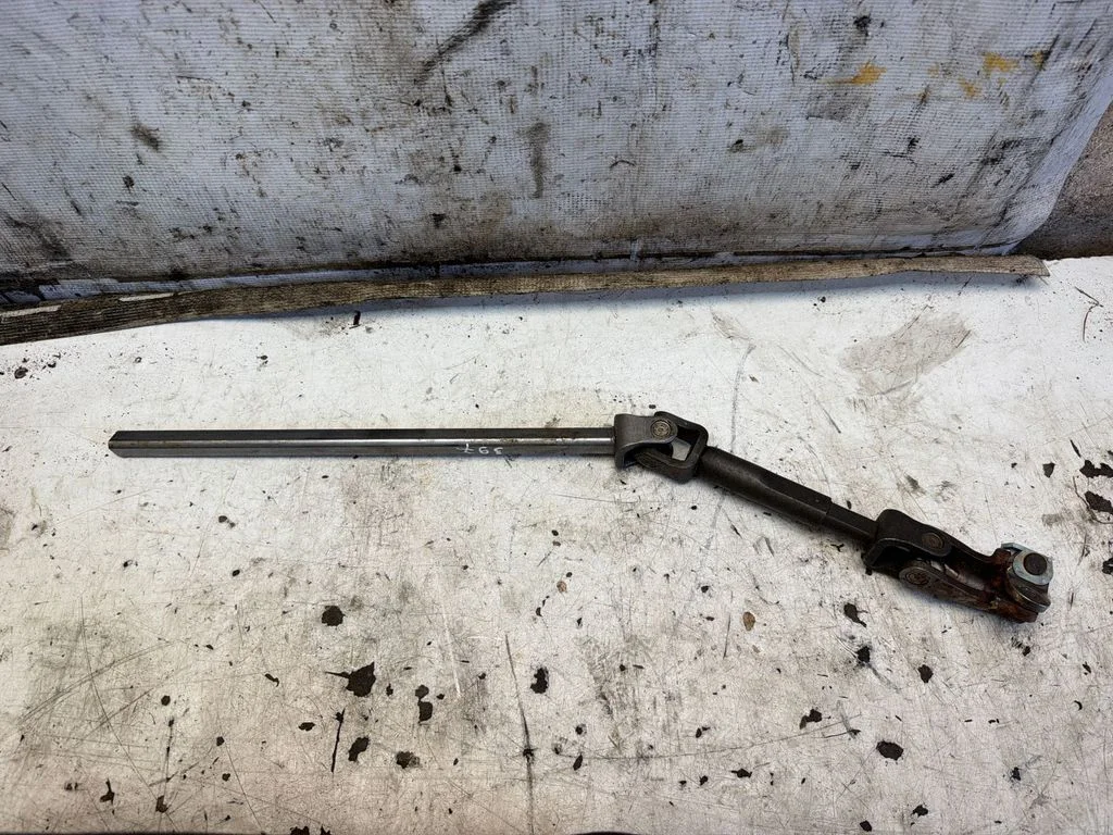 Steering column universal joint