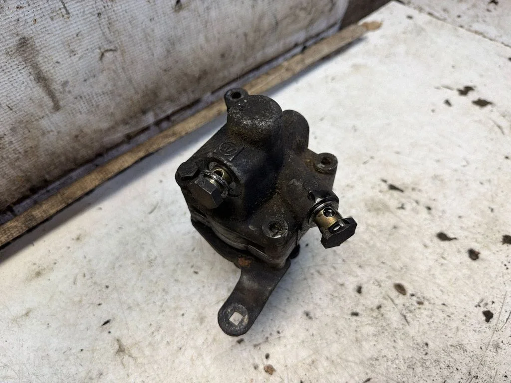 Roolivõimendi pump 81121