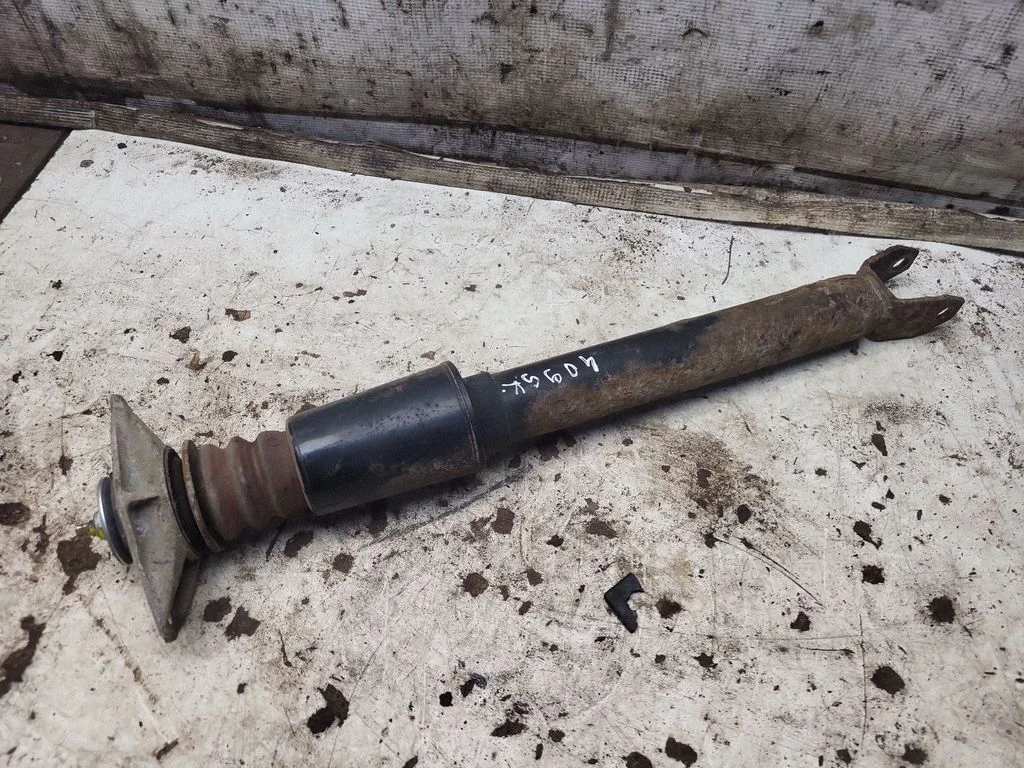 Rear shock absorber/damper – rear left