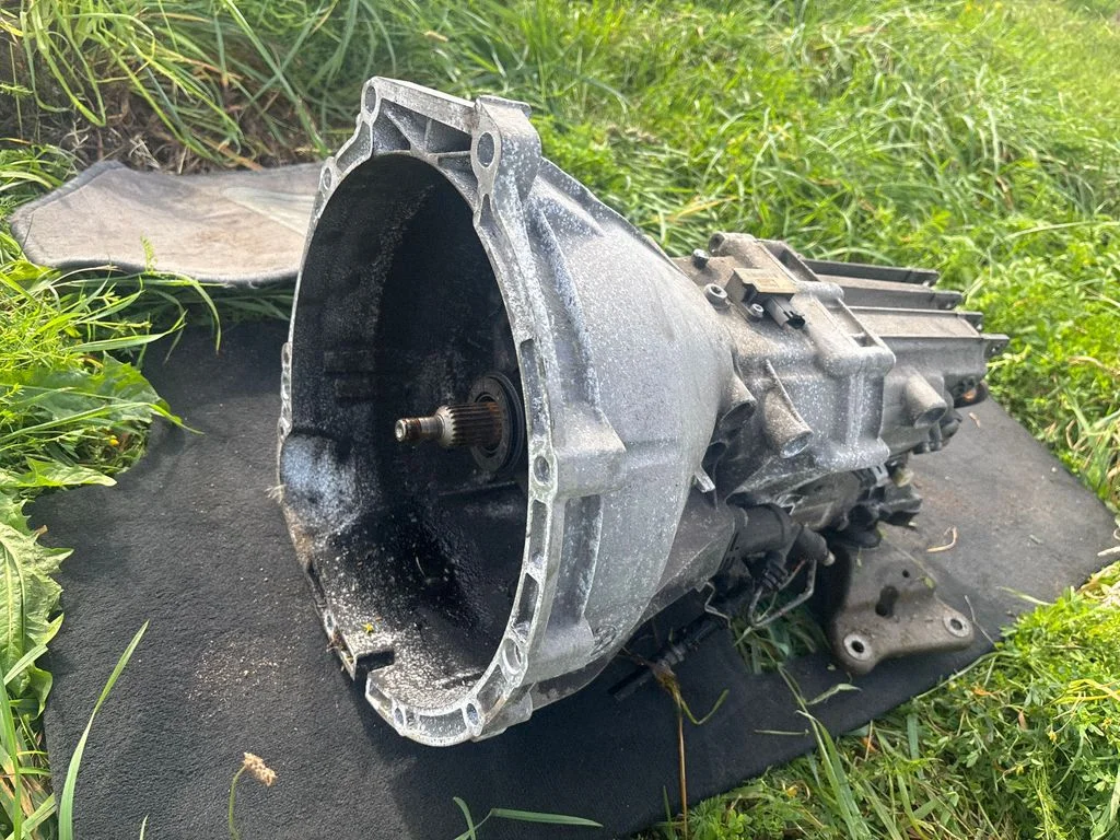 Mechaninė 6 pavarų dėžė