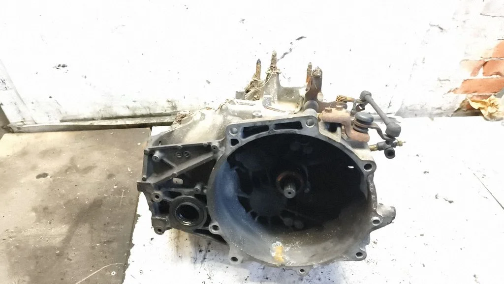 Mechaninė 6 pavarų dėžė
