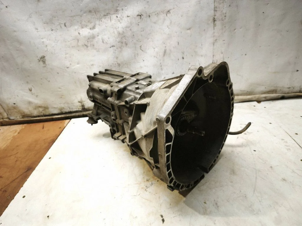 Mechaninė 6 pavarų dėžė