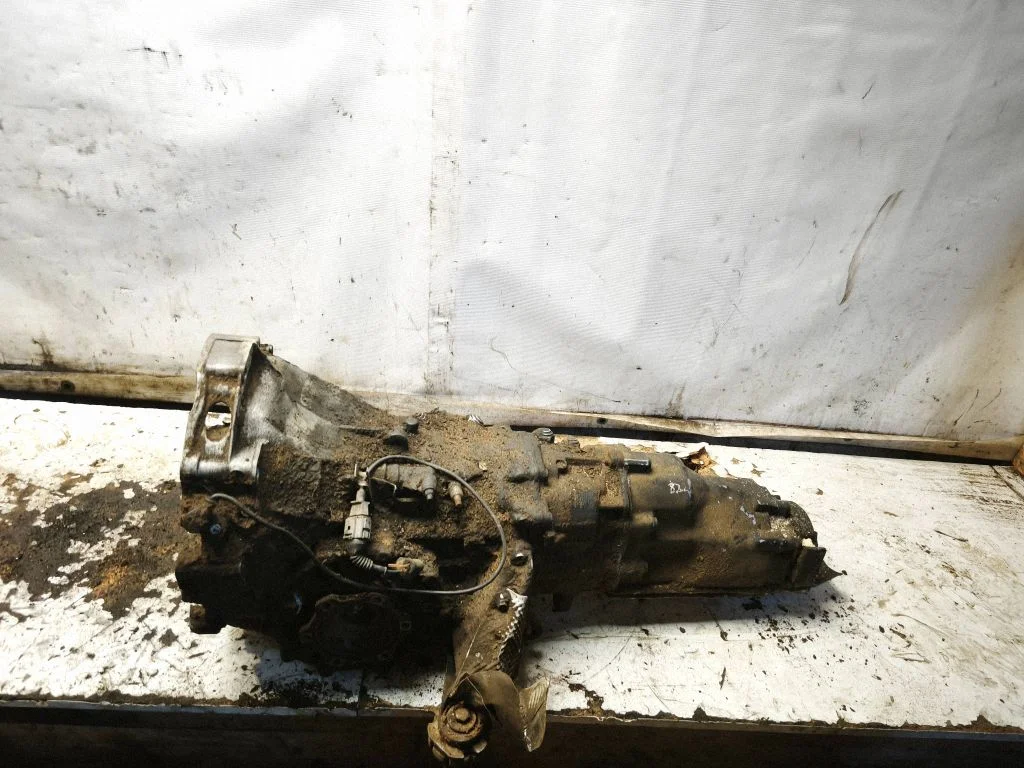 Mechaninė 6 pavarų dėžė