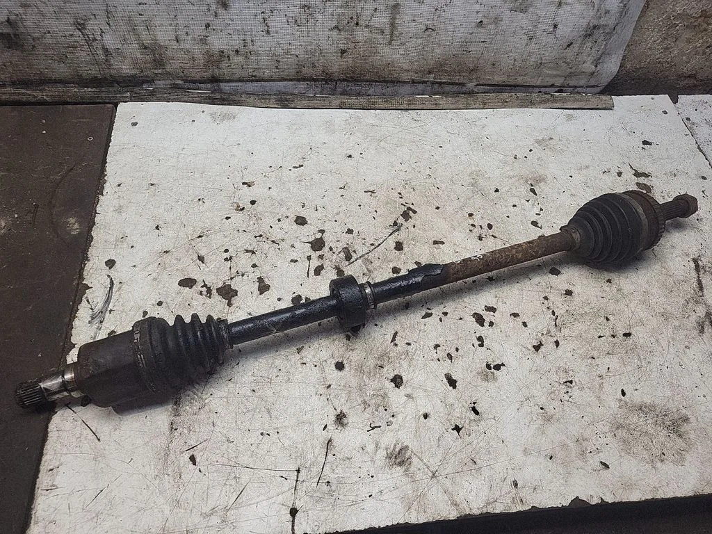 Front driveshaft – front right
