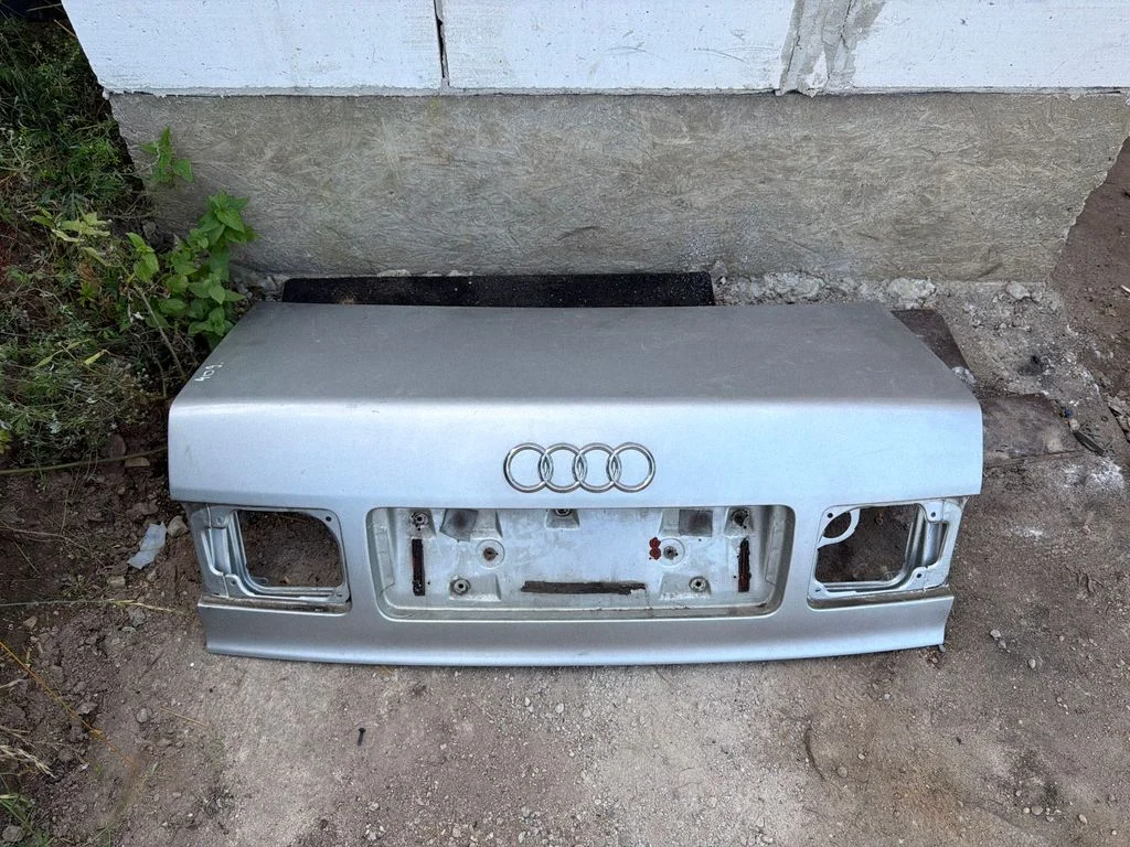 Tailgate/trunk/boot lid