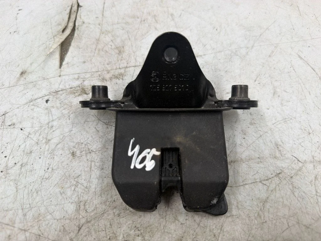 Tailgate/trunk/boot lock/catch/latch BN3CZ