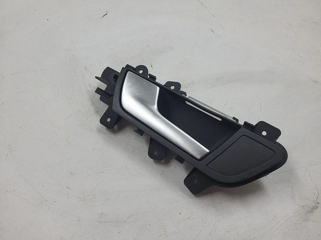 Front door interior handle – Audi A4 Allroad B8 (2008-2016)