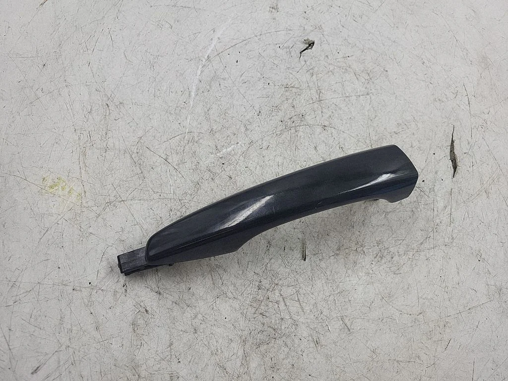 Rear door exterior handle