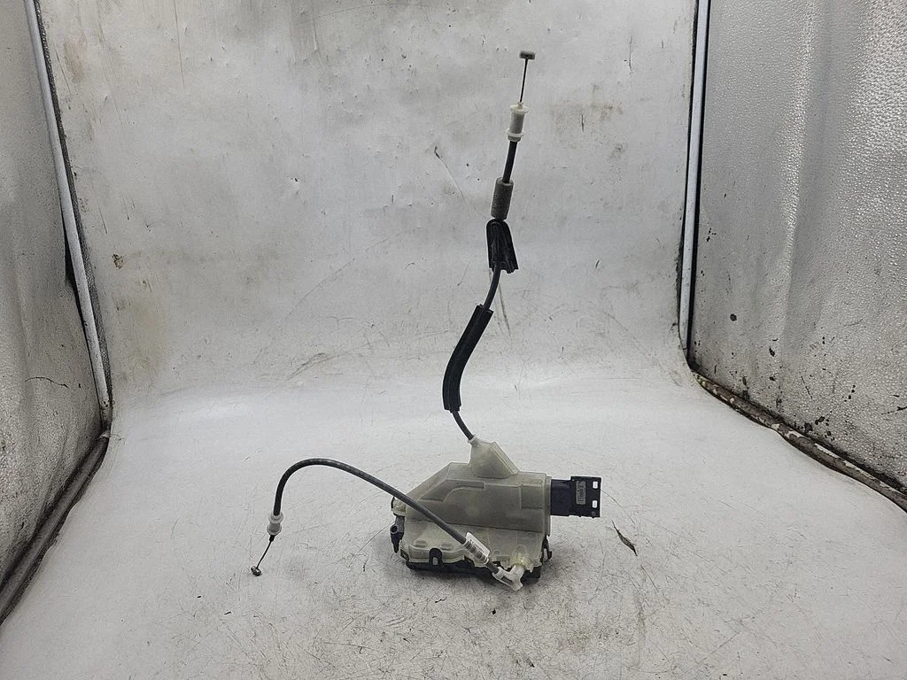 Rear door lock PSA444128