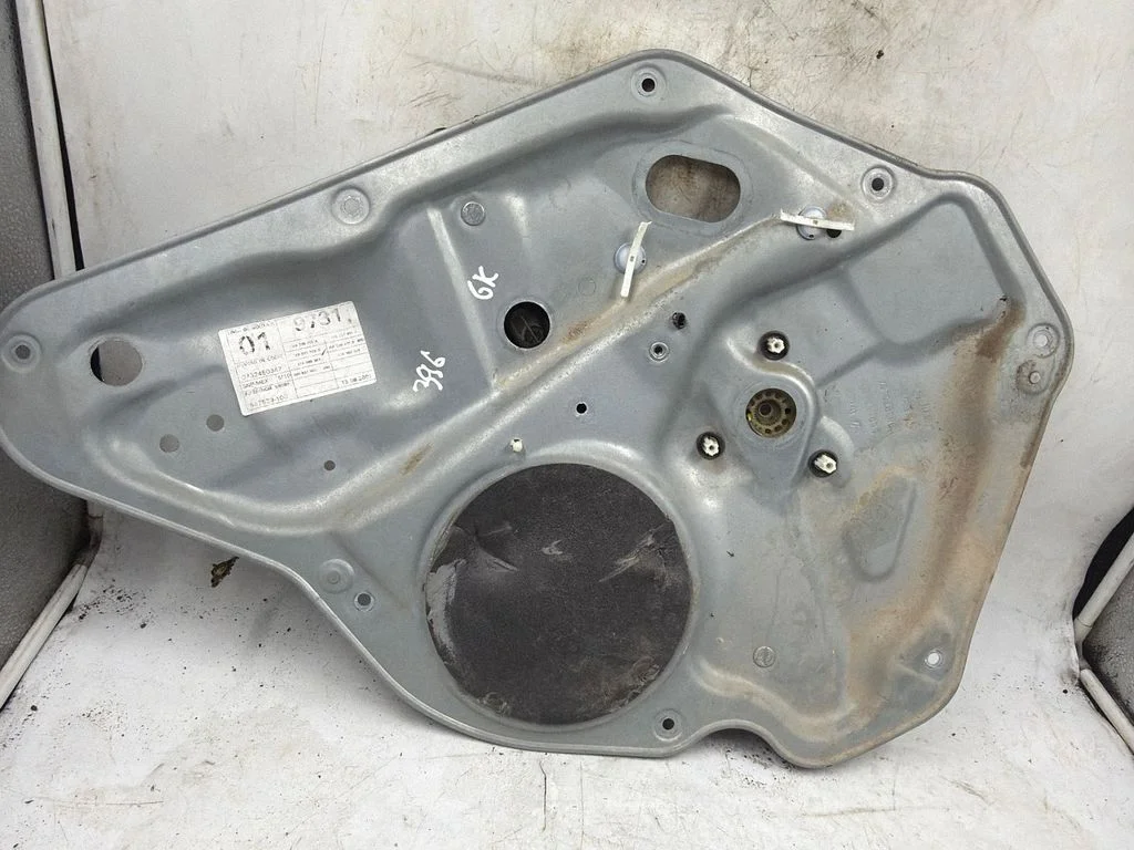 Galinio el. lango pakėlimo mechanizmas be varikliuko