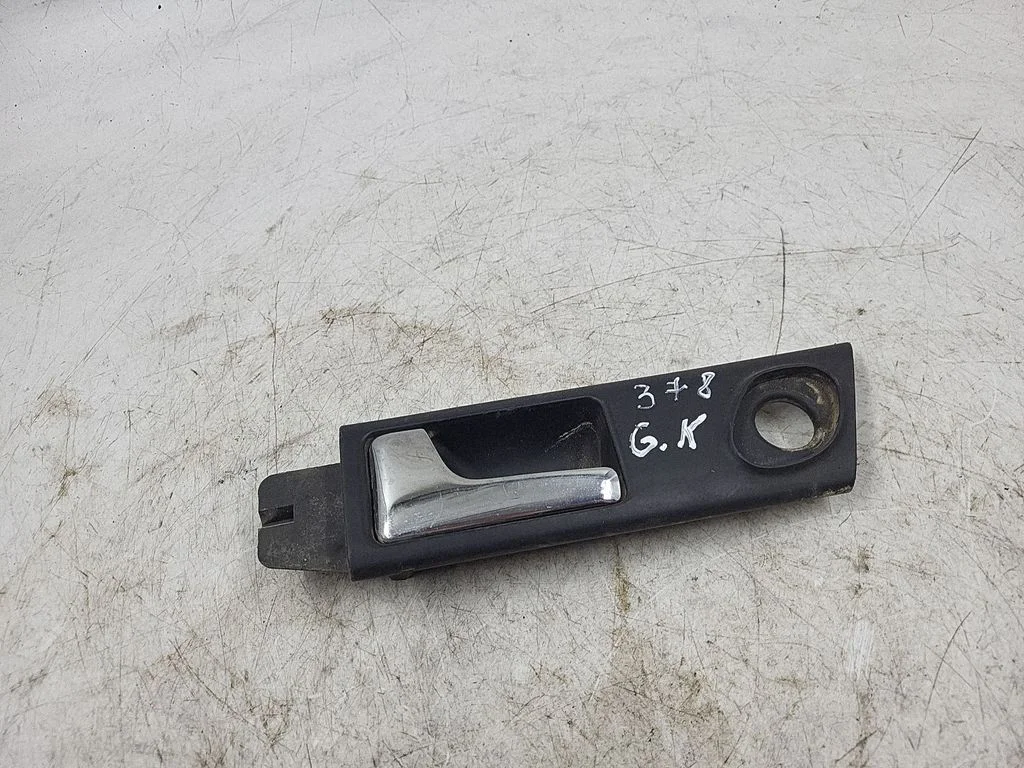 Rear door interior handle 4A0839019