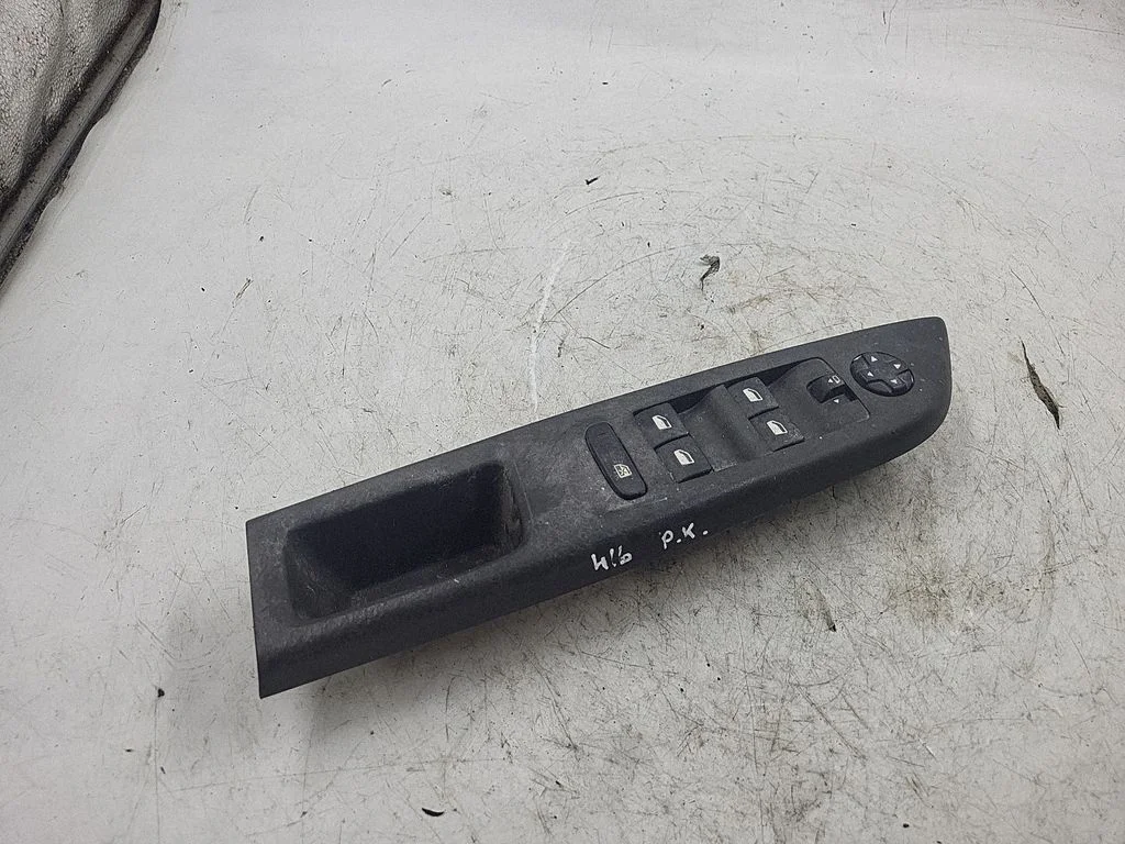Elektriaknate lüliti 10519772